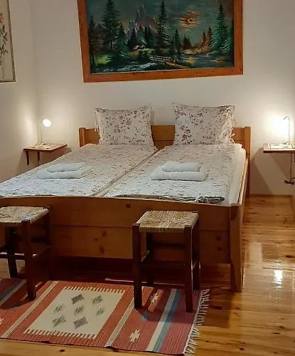 Konukevi Makfa Vendeghaz